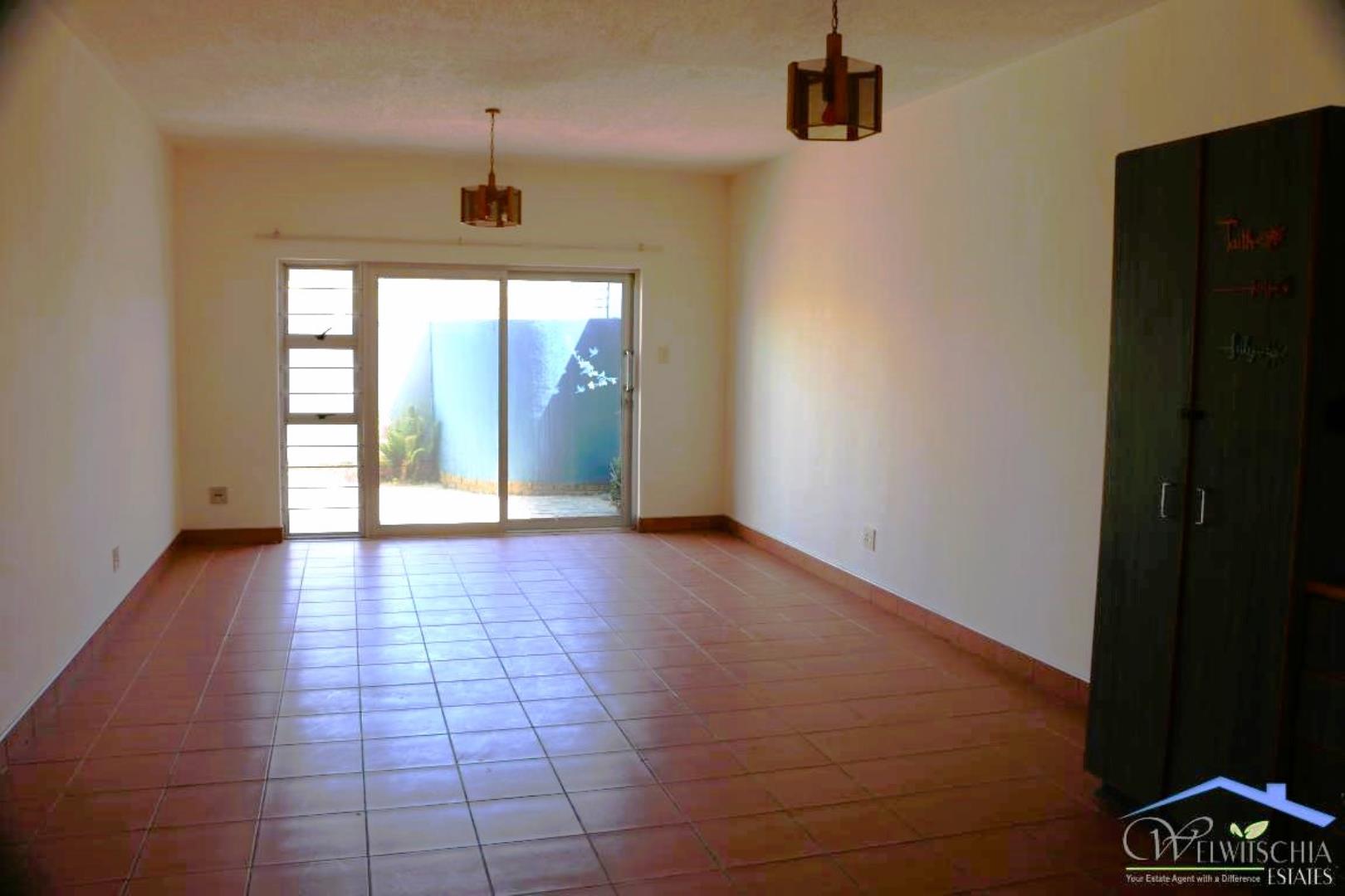 2 Bedroom Flat for Sale - Erongo