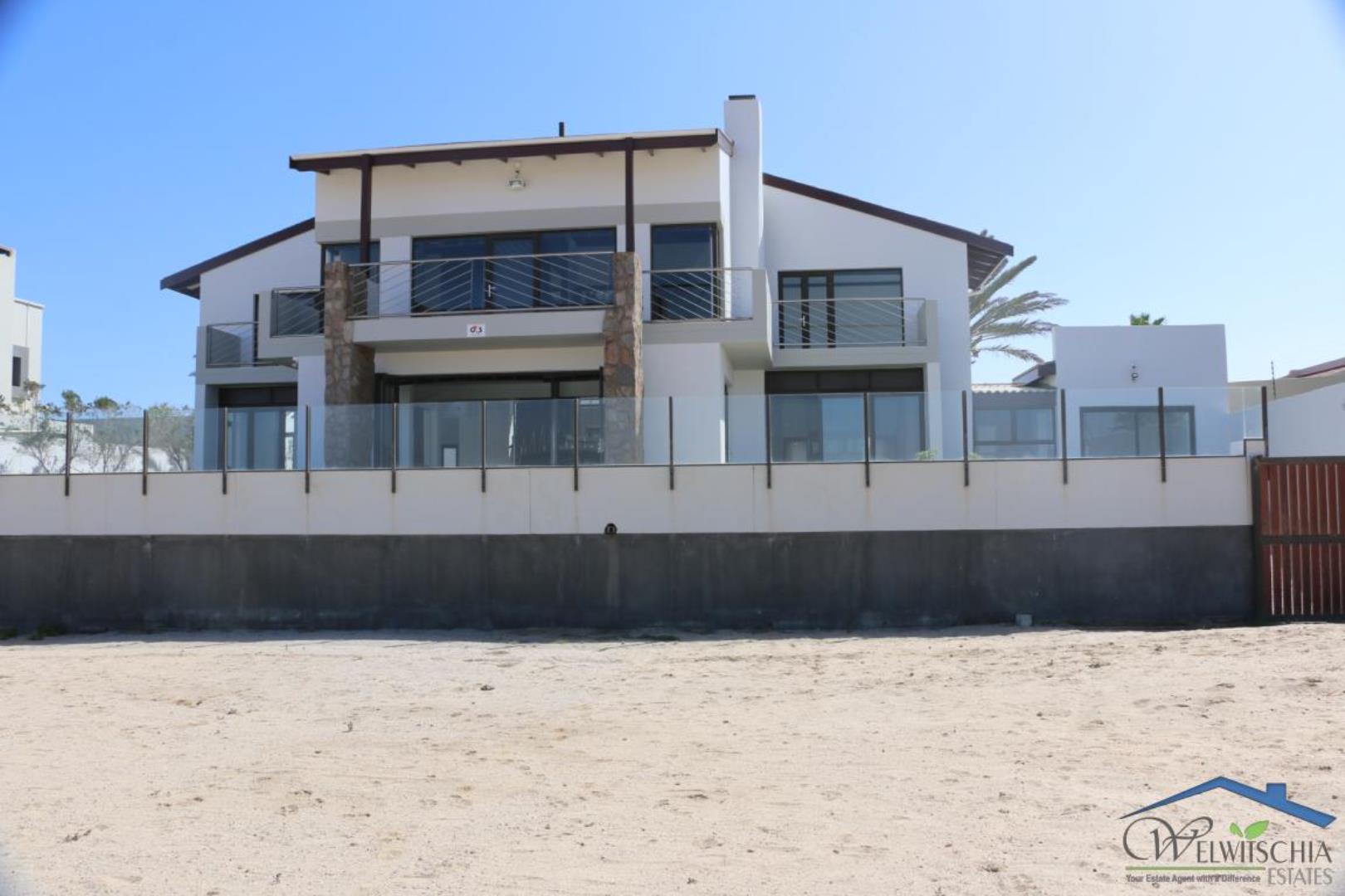 8 Bedroom House for Sale - Erongo
